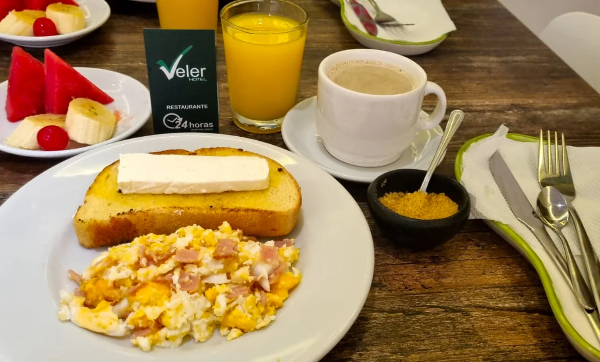 Desayuno fotografiado por el Hotel Veler